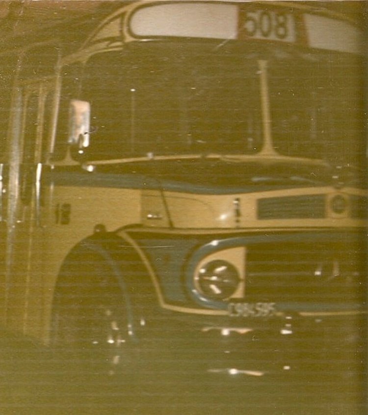 MARCELO SALGADO
C.984595
http://galeria.bus-america.com/displayimage.php?pos=-13182
http://galeria.bus-america.com/displayimage.php?pos=-13184
http://galeria.bus-america.com/displayimage.php?pos=-13186
...Y NO PUEDE SER DE OTRA MANERA! CUANDO DE APORTES VALIOSOS SE TRATA CARLOS RAUL TUCCI SIEMPRE ESTA PRESENTE.
LAS FOTOS SON DE MARINA GARAVIS ,HIJA DEL DUEÑO DE VARIOS COCHES DE LO QUE FUE UNA DE LAS EMPRESAS MAS PINTORESCAS DE BAHIA BLANCA "LA FAVORITA",CHICHE GARAVIS
