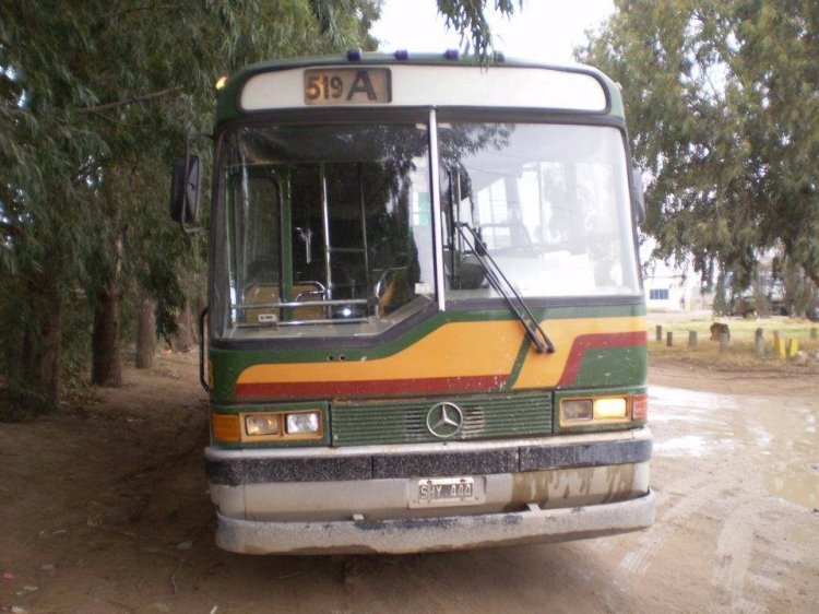 MARCELO SALGADO
B.2480448 - SHY444
http://galeria.bus-america.com/displayimage.php?pos=-27773
HERMOSAS Y VALIOSISIMAS FOTOS DEL COMPAÑERO: Dalmacio Jose Denk
