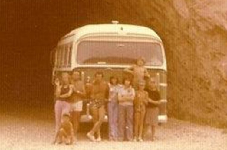 MARCELO SALGADO
B.925830
http://galeria.bus-america.com/displayimage.php?pos=-4654
http://galeria.bus-america.com/displayimage.php?pos=-15354
http://galeria.bus-america.com/displayimage.php?pos=-15353
FOTO DE JOSE ALBERTO IRAIZOZ
