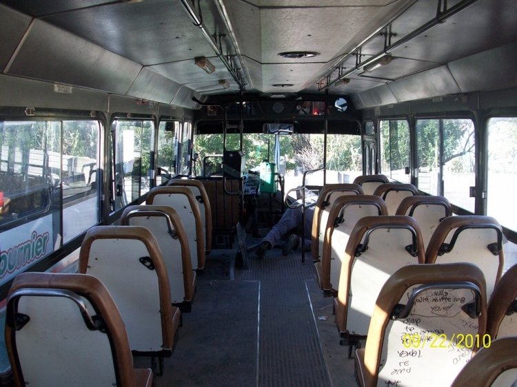 LOS QUE YO MANEJE!!!
WHK958
RASTREADOR FOURNIER
(vista interior de la unidad)
