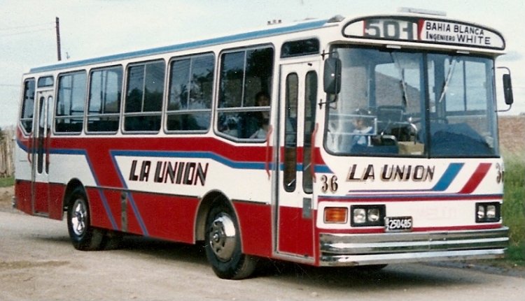 LA UNION - BAHIA BLANCA
B.2250485
http://galeria.bus-america.com/displayimage.php?pos=-13613
FOTO DE LUIS MENVIELLE
