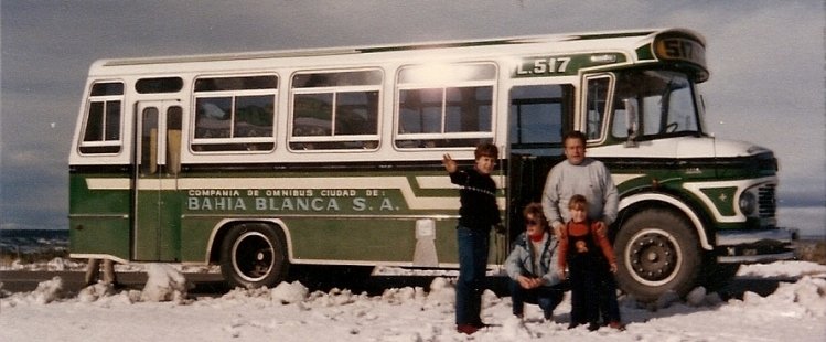 LOS QUE YO MANEJE!!!
http://galeria.bus-america.com/displayimage.php?pos=-8307
http://galeria.bus-america.com/displayimage.php?pos=-15350
FOTO DE RAUL IRAIZOZ Y FLIA.
