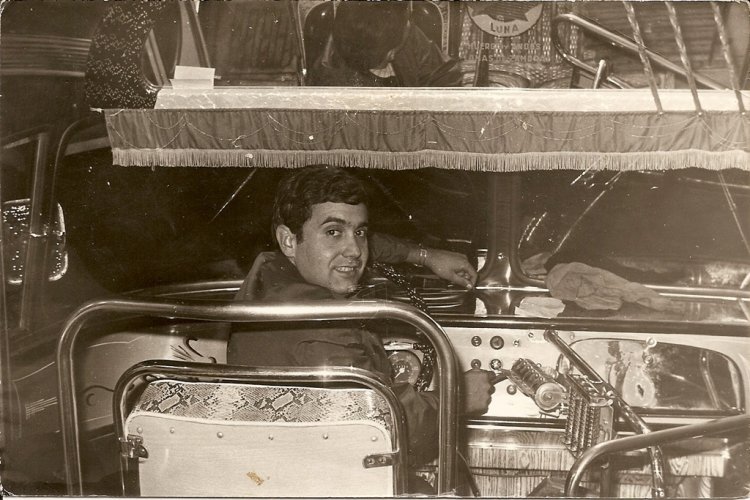 MARCELO SALGADO
B.306854
http://galeria.bus-america.com/displayimage.php?pos=-13064
MUCHAS GRACIAS A:CARLOS RAUL TUCCI POR LAS FOTOS MARAVILLOSAS DE OSVALDO GARCIA
