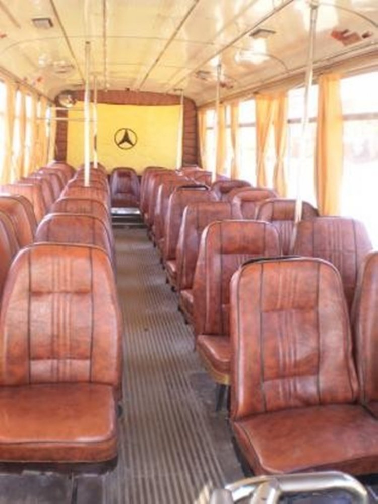 MARCELO SALGADO
FOTO EXTRAIDA DE:
http://www.alamaula.com/buenos-aires/colectivos/colectivo-urbano-mb-1215/2394092
