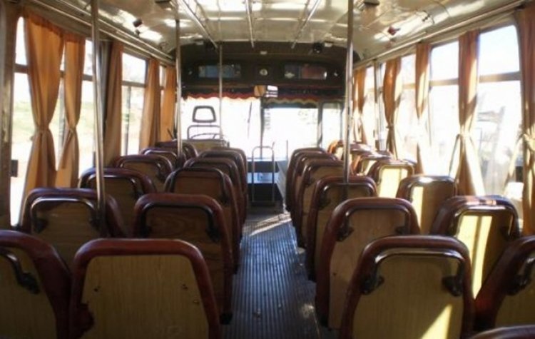 MARCELO SALGADO
FOTO EXTRAIDA DE:
http://www.alamaula.com/buenos-aires/colectivos/colectivo-urbano-mb-1215/2394092
