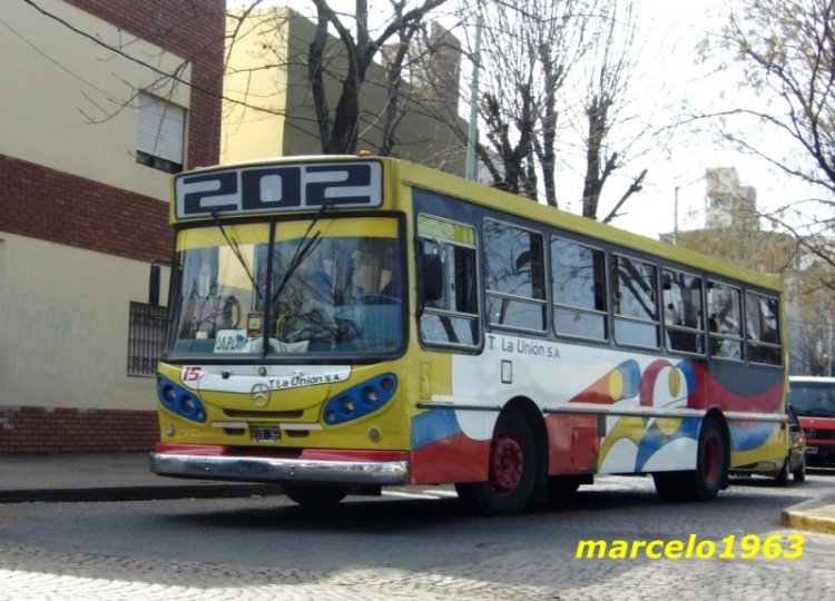 LA UNION  15 -  LA FAVORITA
Servicio Cartel Rosa Recorrido  Barrio El Carmen (Berisso) - Estaci�n FCGR (La Plata).
