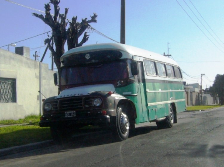 BEDFORD - PARTICULAR
EX ARMADA ARGENTINA - FOTO COLECCION MARCELO 1963
Palabras clave: BEDFORD