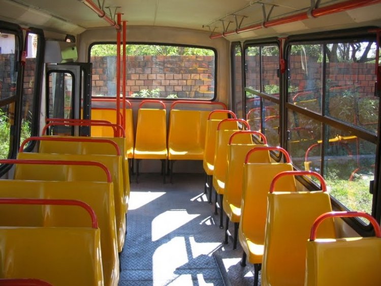 RUVICHA / RUVICHA Minibus
(vista del interior de la unidad)
grupolince1@hotmail.com tel: +595.21.963.500
Palabras clave: RUVICHA CARROCERIAS