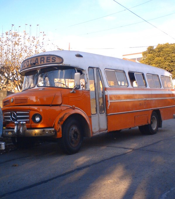 La Estrella
Este coche est� en estado de abandono en una calle de Quilmes Oeste. Por lo que se aprecia dio sus �ltimos suspiros sirviendo como colectivo escolar.
[url=http://fotosdebondis.blogspot.com/]Fotos de Bondis[/url]
Palabras clave: Estrella Escolar Quilmes 1112