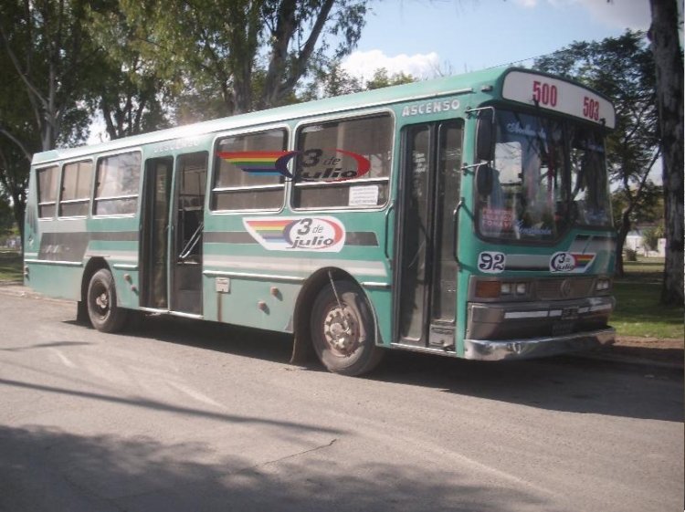 COOP. 3 DE JULIO 92
BKM 802
Palabras clave: COOP 3 DE JULIO