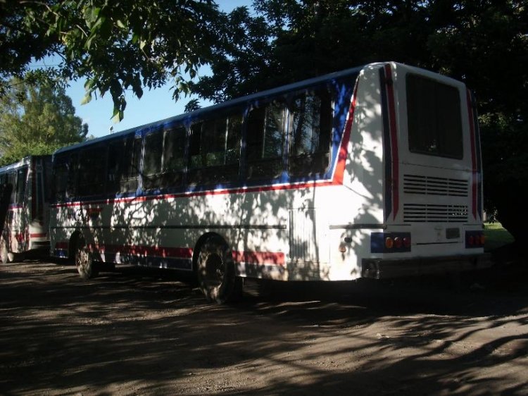 coop 3 de julio 71
coche 71 de la coop. 3 de julio.chapa y pintura nuava
Palabras clave: coop 3 de julio