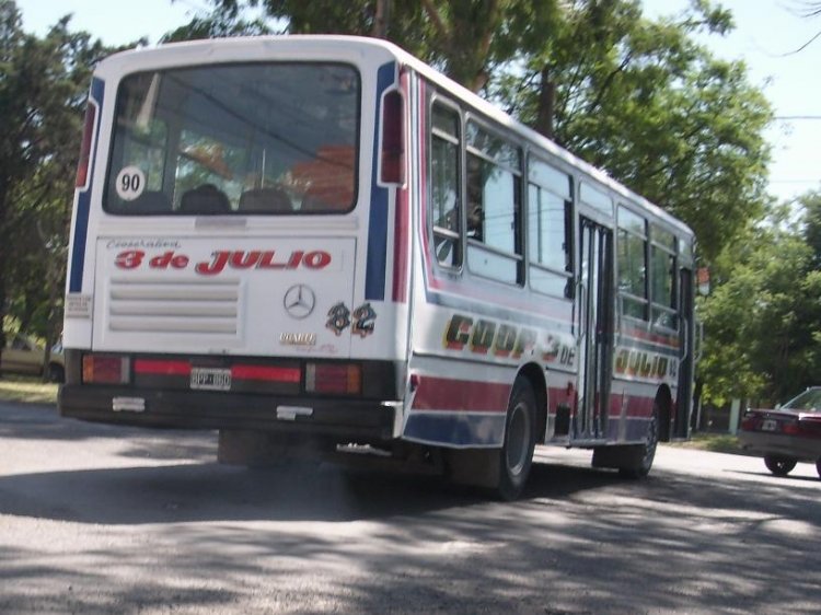COOP. 3 DE JULIO 82
Coche 82 de la 3 de Julio, ex línea 92
Palabras clave: coop 3 de julio