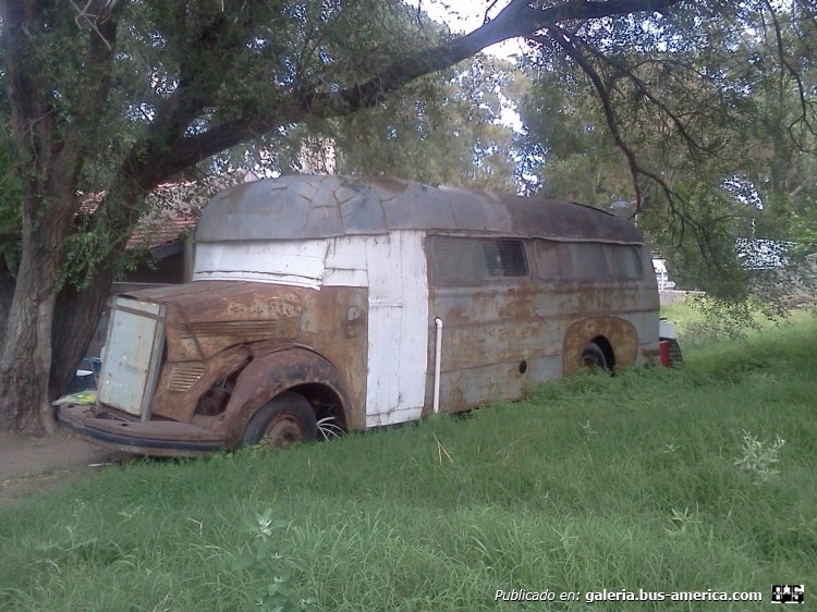 Mercedes-Benz O-3500 - Antártida Argentina - Particular
Es usado de vivienda. En Monte Hermoso
