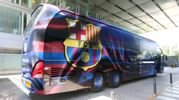 Autocar Barcelona 2014/2015
Autocar Barcelona 2014/2015. Fuente Facebook oficial Barcelona.
Palabras clave: Autocar Barcelona