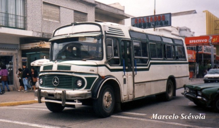 Costa Brava ex MOQSA
Este coche despues de ser dado de baja en MOQSA paso a formar parte de una cooperativa interna en la empresa, no recuerdo exactamente como fue ese tema, pero recuerdo que lo pintaron de verde.
