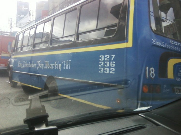 pequeño lungo
este 814 carrozado por corwin tiene la particularidad de hader sido alargado
