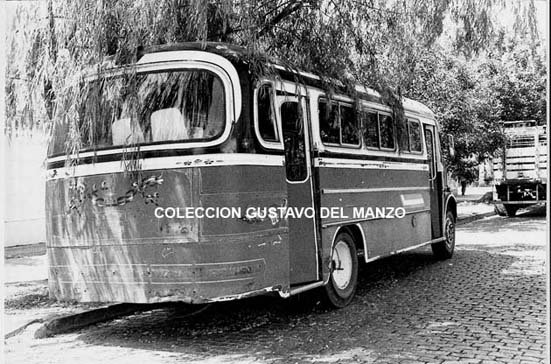 Mercedes-Benz LO 1112 - Barracas
