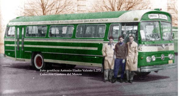 COCHE 42 OP 312 DE EXPRESO CITY BELL FOTO DE LA EMPRESA
