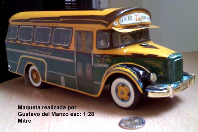 MAQUETA DEL 7 DE LA 75 MITRE DE 4 VENTANILLAS
[maqueta - reproducción en miniatura]
