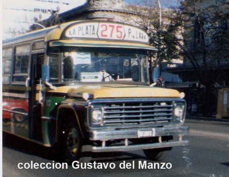 ¿B.1672011?
FORD EL INDIO 81 HERMANO DEL 9 DE LA 275 LOS UNICOS DOS FORD B 7000 CARROZADOS POR EL INDIO
