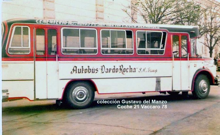 Mercedes-Benz LO 1114 - Vaccaro - Autobús Dardo Rocha
Padre e hijo
