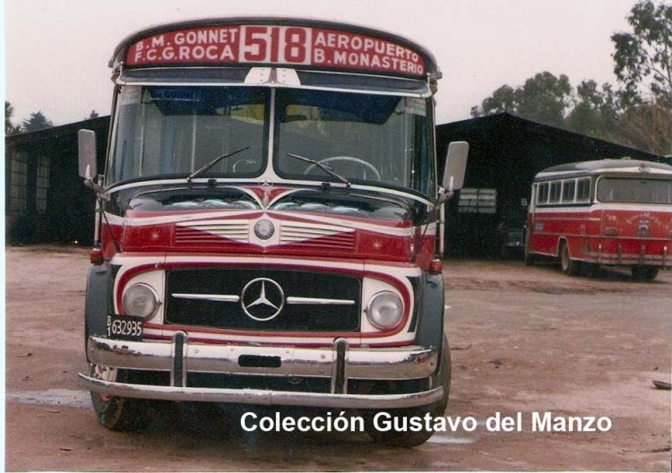 FOTO CON YAPA!!! OTTAVIANO 0KM CON LA ESTRELLA, EN LA TERMINAL DE LA 518 GONNET 
B.1632935

