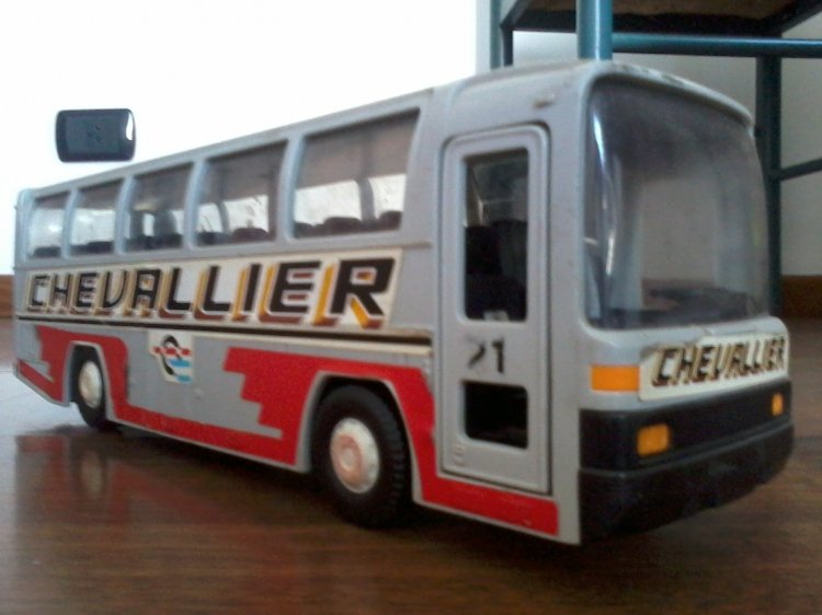 Mercedes-Benz O-303 - Chevallier [Reproducción en miniatura]
