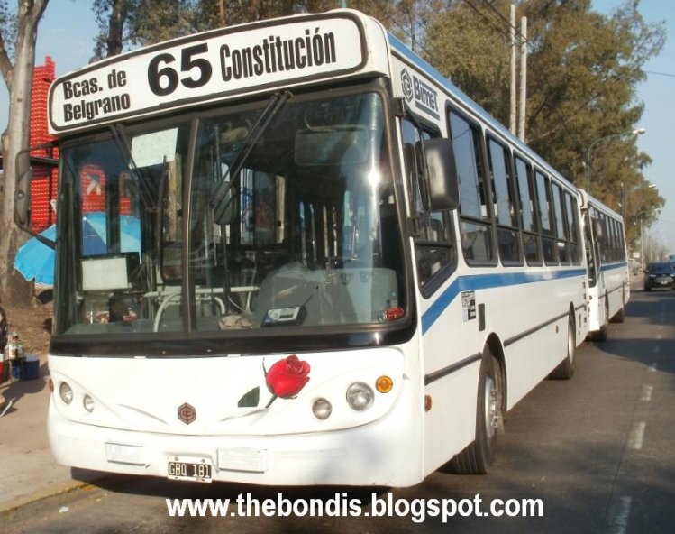 Mercedes-Benz OH 1315 L - Bi-Met Corbus - La Nueva Metropol
GBQ 181
Línea 65 - Interno 404
Palabras clave: Mercedes-Benz - Bimet Corwin - La Nueva Metropol Línea 65