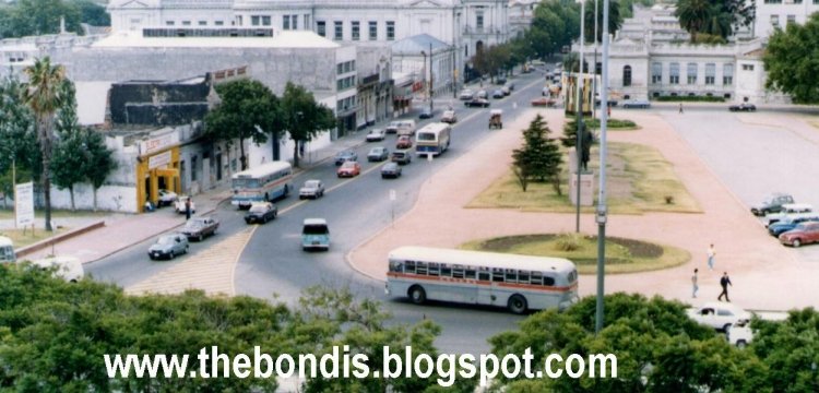 C.U.T.C.S.A. & COTSUR
Bus (En Uruguay)
Leyland (En Uruguay)
[Datos desde el frente hacia atras]
Palabras clave: C.U.T.C.S.A. & COTSUR Bus Leyland