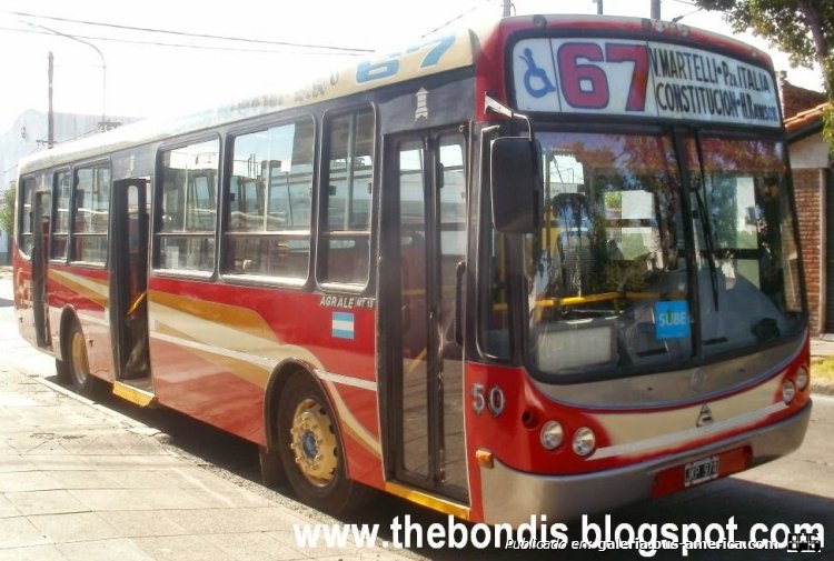 Agrale MT15 - Todobus - Transportes del Tejar
JKV 174

Línea 67 (Buenos Aires), interno 50
Palabras clave: Agrale MT15 - Todobus - Transportes del Tejar