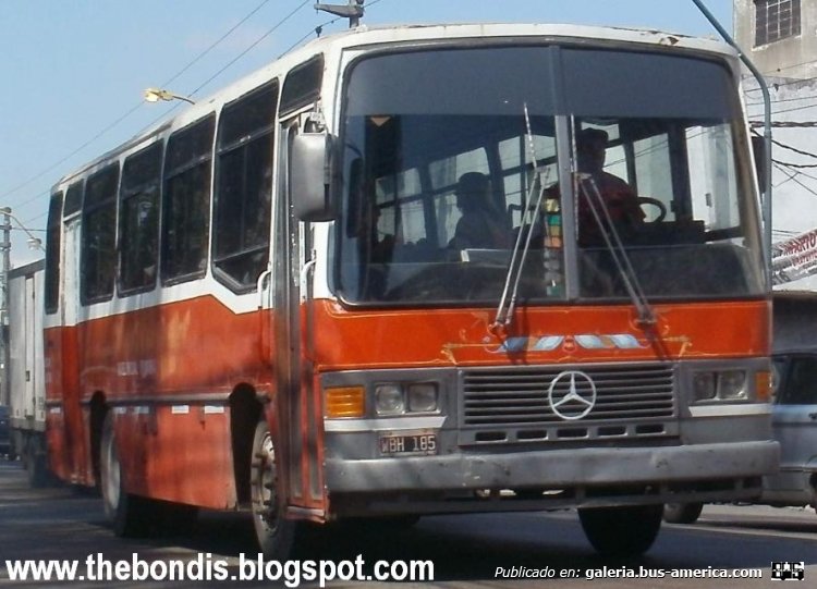 Mercedes-Benz OF 1214 - Nueva Dimensión - Transporte Escolar
B 2293126 - WBH 185
[url=https://galeria.bus-america.com/displayimage.php?pid=8020]https://galeria.bus-america.com/displayimage.php?pid=8020[/url]

Ex línea 99 (Buenos Aires), interno 243
Palabras clave: Mercedes-Benz OF 1214 - Nueva Dimensión - Transporte Escolar