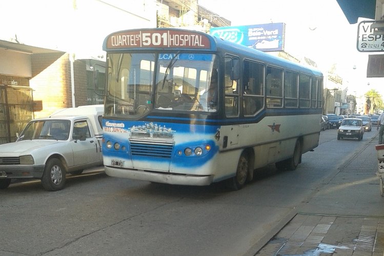 Mercedes-Benz - OF 1215 - San Juan - Transporte 11 de Junio S.R.L.
D 042352 - WYF 734
Línea 501 - Interno 4
Palabras clave: Lujan 11 Junio San Juan