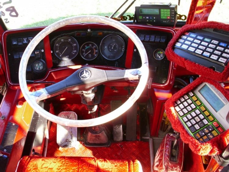 Mercedes-Benz OHL 1420 - T.A.L.P. - T.A.L.P. S.A.
Interior del interno 81 de T.A.L.P, en la expo "Club amigos del Bondi" en San Isidro
Palabras clave: TALP Platacar Interior