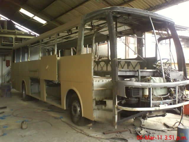 Busscar El Buss (en Ecuador) - REPARACION FLOTA IMBABURA
VISTA LATERAL REPARACION FLOTA IMBABURA
