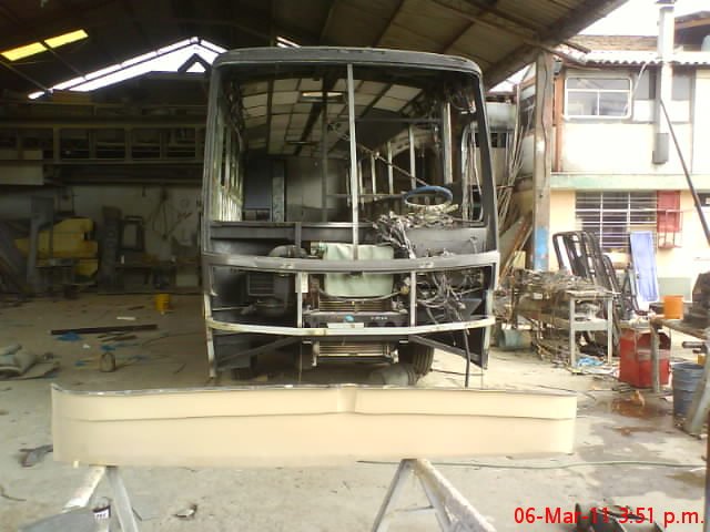 Busscar El Buss (en Ecuador) - REPARACION FLOTA IMBABURA
PARTE FRONTAL REPARACION FLOTA IMBABURA
