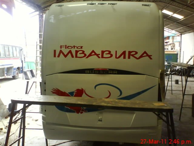 Mercedes-Benz OF 1730 - Busscar El Buss (en Ecuador) - REPARACION FLOTA IMBABURA
PINTURA PARTE POSTERIOR BUS
