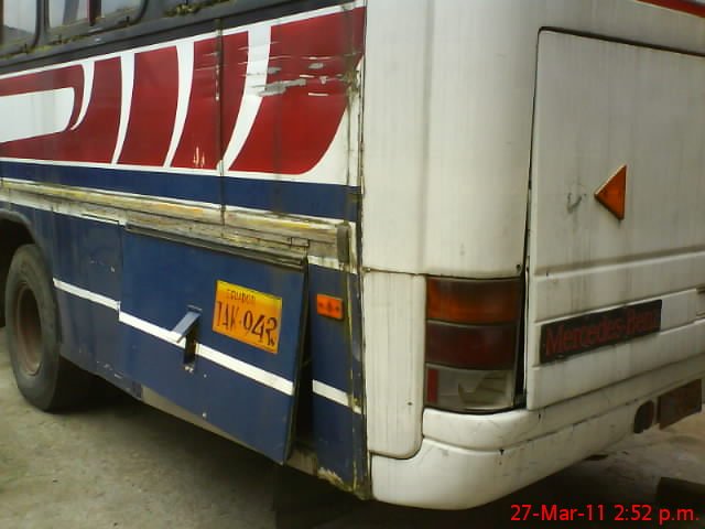 Mercedes-Benz OF - Marcopolo Viaggio GV 1000 (en Ecuador) - Loja , RECONSTRUCCION BUS INTERPROVINCIAL
TAK942
