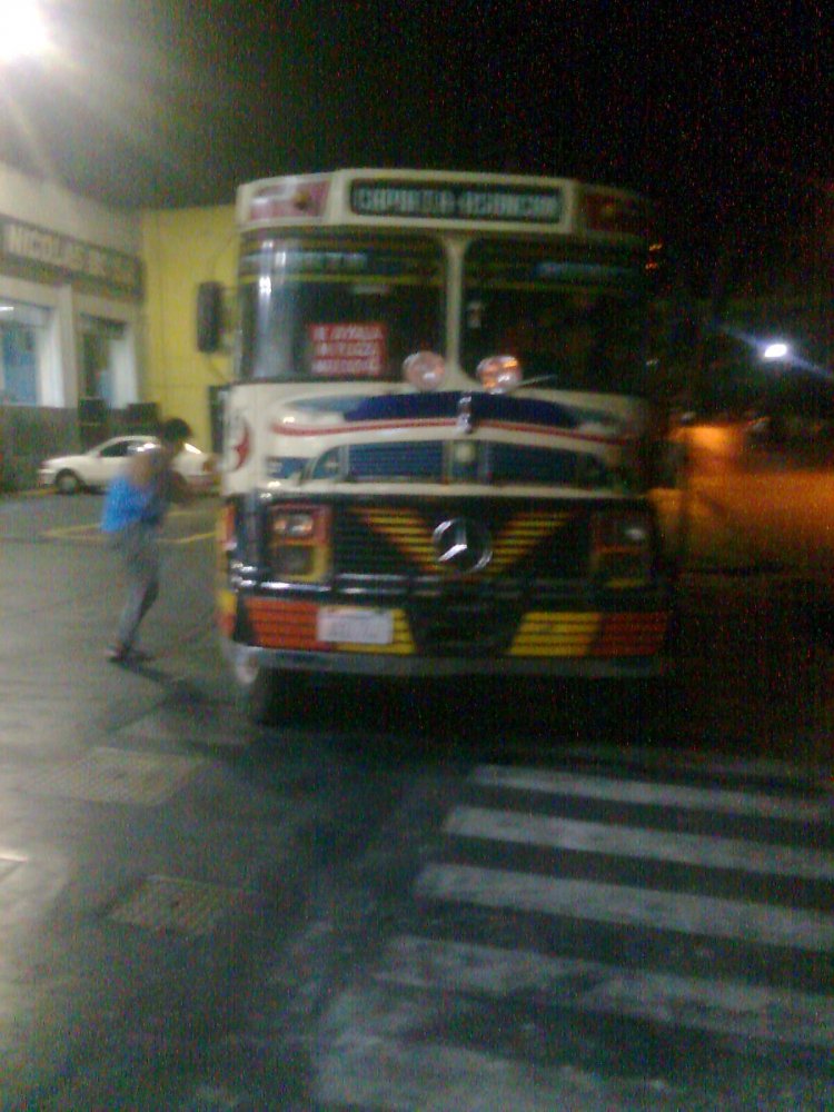 Mercedes-Benz L 1114 - San Jorge - Emp. La Capiateña Ex Linea 43, Interno 9002
Palabras clave: Mercedes Benz L1114