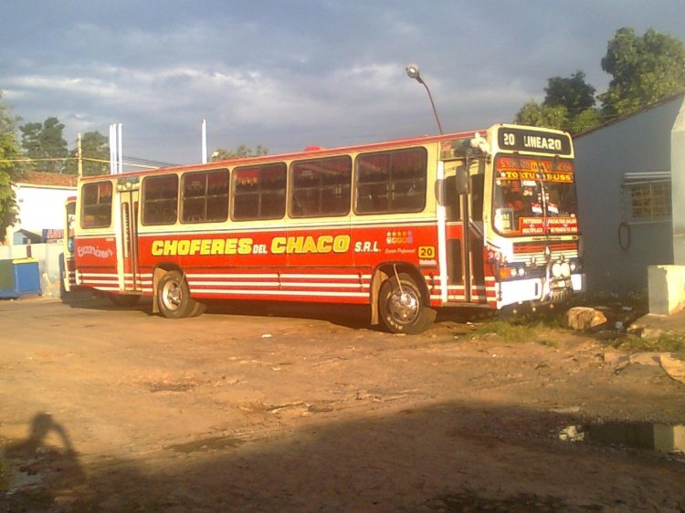 Mercedes-Benz OF 1318 - Marcopolo Torino LN  (En Paraguay) - Emp. Choferes del Chaco S.R.L. - Linea 20 Interno 9528
Palabras clave: Mercedes-Benz / OF ¿?