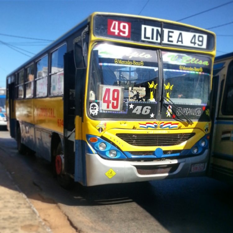 Mercedes-Benz OF 1318 - Busscar Urbanuss (reformado por "EL 14" en Paraguay) - La Limpeña 
AVN247
Palabras clave: Busscar 49