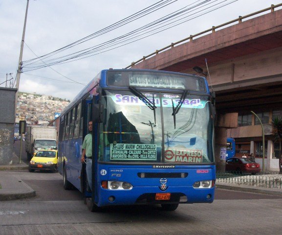 Hino FG Carroceria SUPEROPOLO (en Ecuador)
PUJ470
Bus Tipo de la Ciudad de Quito Carroceria Marcopolo
Palabras clave: Hino FG Carroceria SUPERPOLO