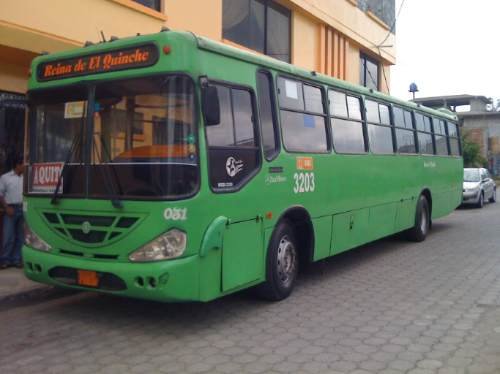 Mercedes Benz OF 17 21 Carroceria Varma
Bus Interparroquial de Quito
Coop EL Quinche
Palabras clave: Mercedes Benz OF 17 21 Carroceria Varma