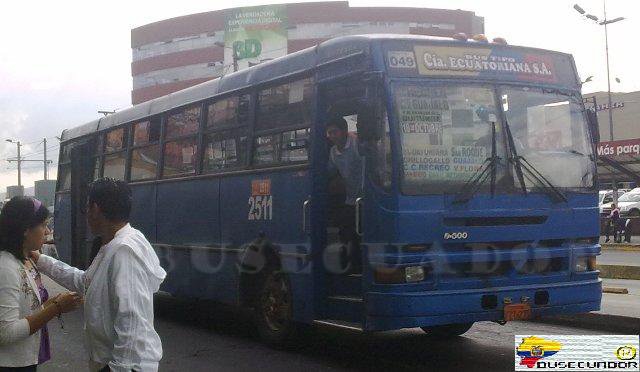 DINA DIMEX CARROCERIA EUROCAR MEXICANA (en Ecuador)
Este es el Dina  con carroceria Eurocar para la ciudad el otro modelo que hay en la otra foto de Aray es para Interprovincial.. Estos modelos de buses llegaron bastante a Quito como alimentadores para el Trolebus luego de un tiempo fueron adquiridos por la Coop Rapitrans para su servicio todavia quedan algunos circulando por la ciudad es comun verlos en diferentes Cooperativas
Palabras clave: DINA DIMEX CARROCERIA EUROCAR MEXICANA