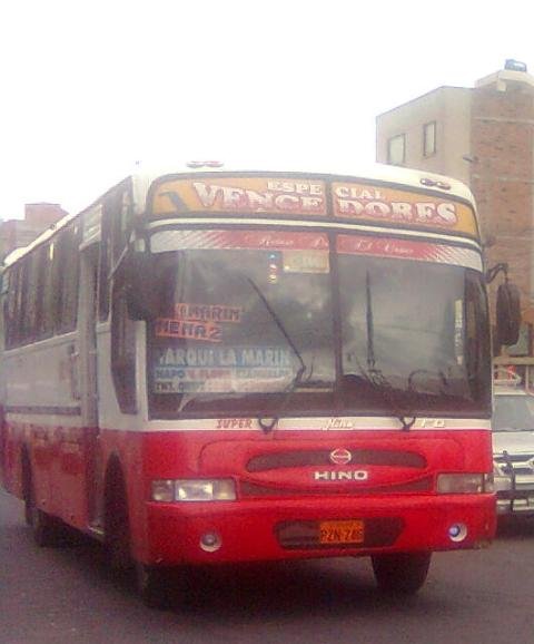 Super Hino FD 98 Carroceria Moncayo
Servicio especial Coop Vencedores Quito
PZN 786
Palabras clave: Super Hino FD 98 Carroceria Moncayo