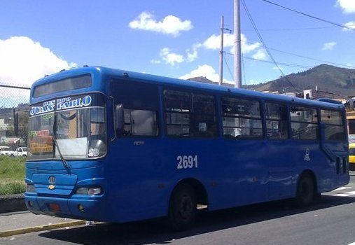 ISUZU CHR VARMA
Bus con motor trasero carroceria Varma 
Palabras clave: ISUZU CHR VARMA