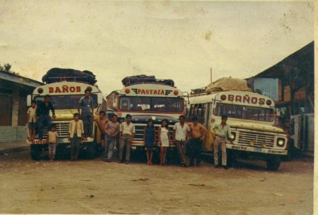 Ford B  700 Carroceria Thomas
TRANSPRTES BAÑOS
IMAGEN TOMADA DE PAGINA WEB DE TRANSPORTES BAÑOS
[Datos de derecha a izquierda]
