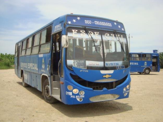 Chevrolet Isuzu FTR - Carroceria Desconocida
Línea 13 (Urbano de la Ciudad de Machala), movil 0118
Palabras clave: Chevrolet Isuzu FTR Carroceria Desconocida