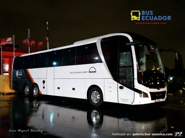 MAN LION´S COACH (EN BELGICA)
UNIDAD EN EXHIBICION FERIA BUS WORLD 2019
Palabras clave: MAN LION´S COACH (EN BELGICA)