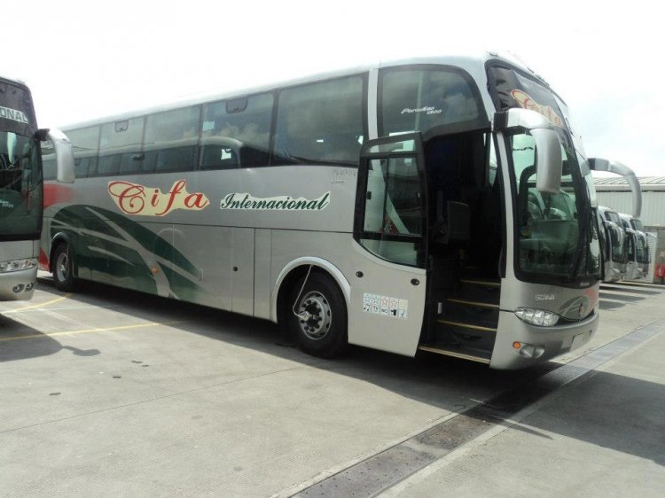 Scania K380 - Marcopolo Paradiso G6 1200 (Para Ecuador) - CIFA Internacional
Unidades para CIFA
IMAGEN  : KLEBER AVILA
Palabras clave: Marcopolo Paradiso 1200 Scania K380 Internacional