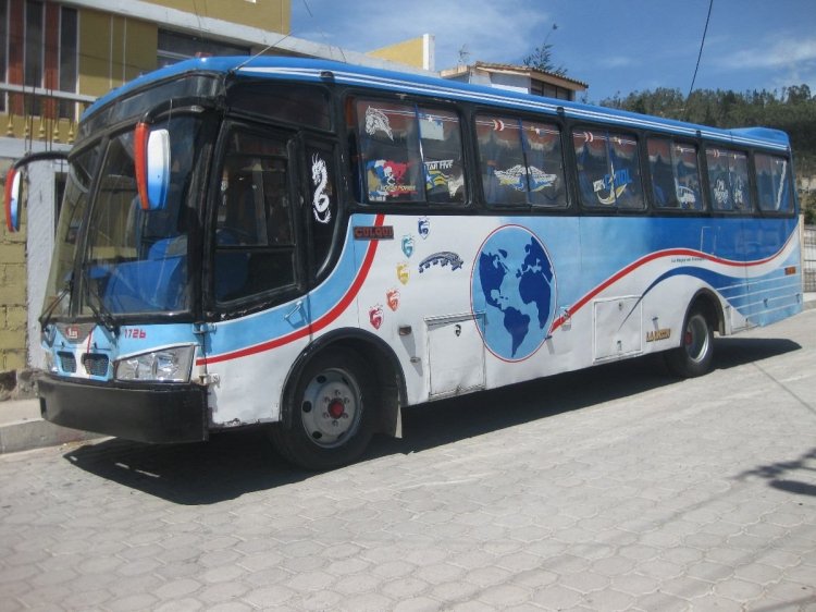 Super Hino FD Carroceria Culqui
Palabras clave: Super Hino FD Carroceria Culqui